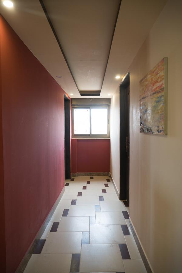Madaba Hotel Bagian luar foto